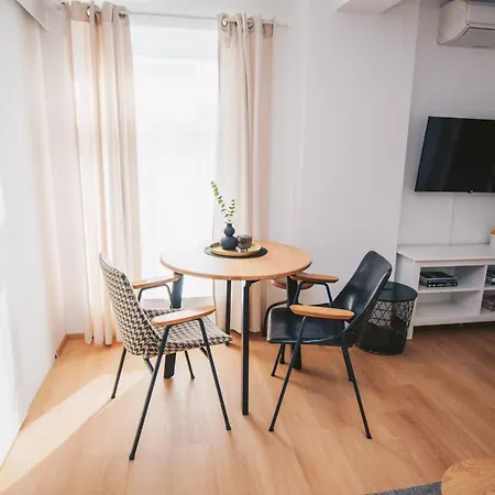 Na Apartment *